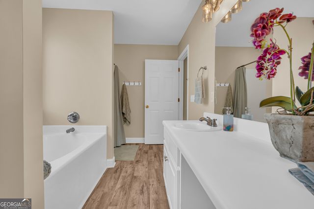 76 Cottonwood Lane, Cleveland, GA 30528