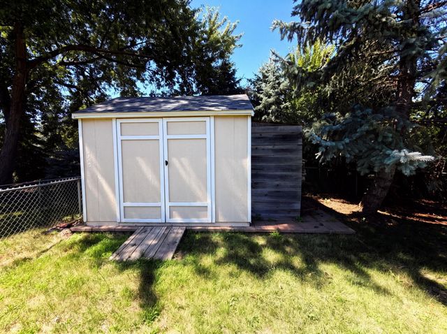 13802 Holyoke Path, Apple Valley, MN 55124
