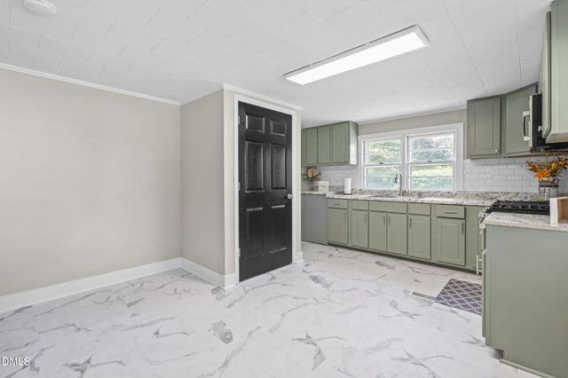 5511 Flower Hill Road, Kenly, NC 27542