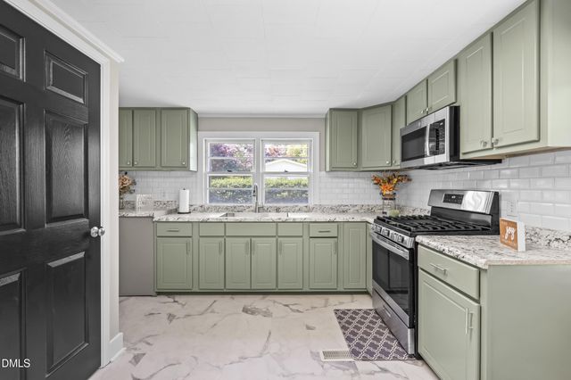 5511 Flower Hill Road, Kenly, NC 27542