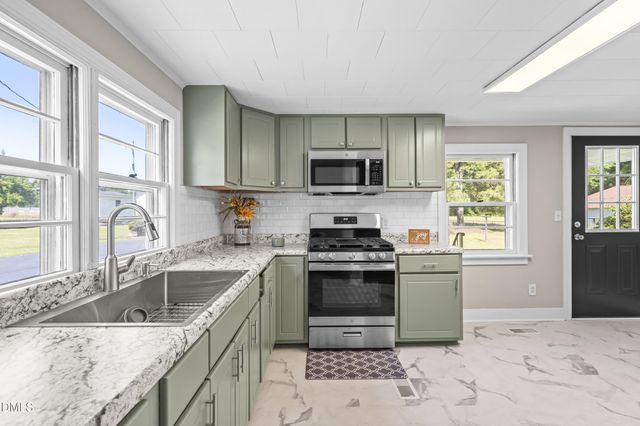 5511 Flower Hill Road, Kenly, NC 27542