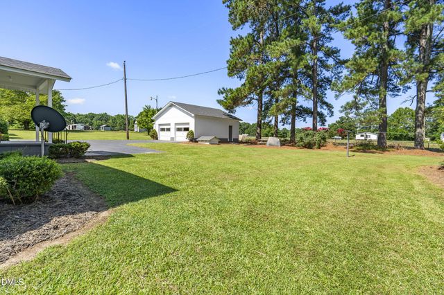 5511 Flower Hill Road, Kenly, NC 27542