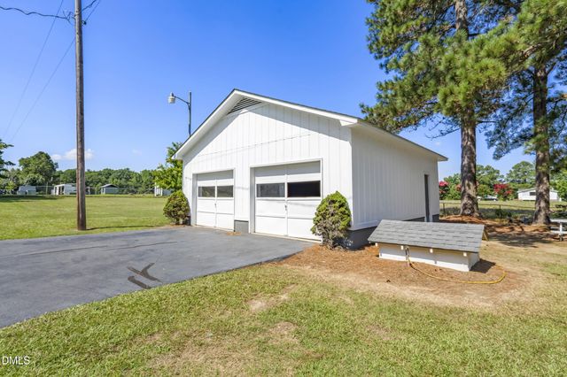 5511 Flower Hill Road, Kenly, NC 27542