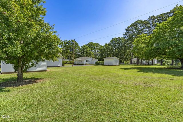 5511 Flower Hill Road, Kenly, NC 27542