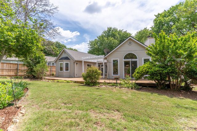 1945 E 35th Place, Tulsa, OK 74105