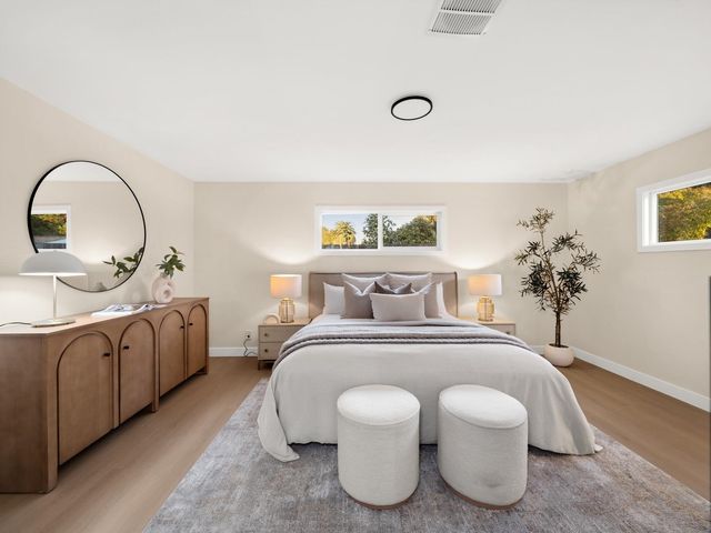 1607 Ward St, Hayward, CA 94541