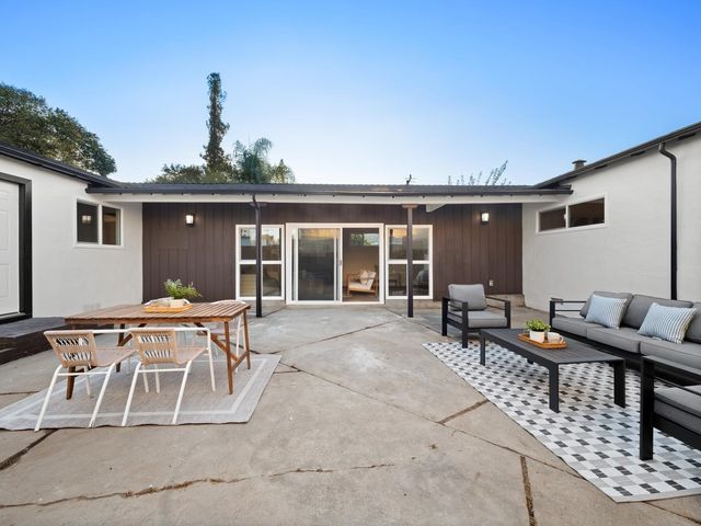 1607 Ward St, Hayward, CA 94541