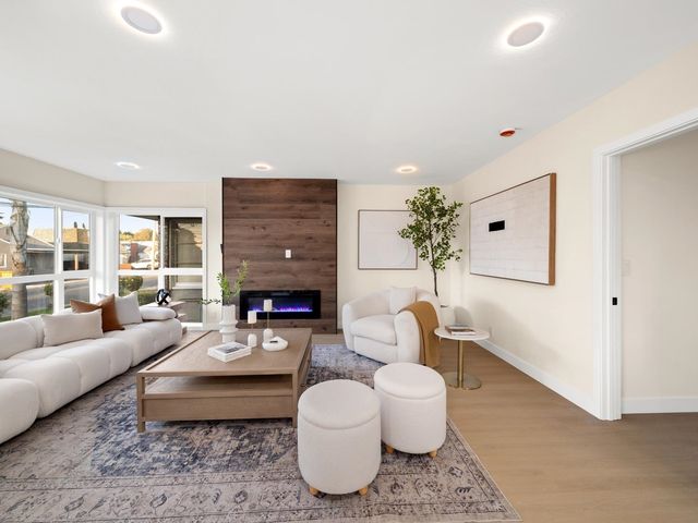 1607 Ward St, Hayward, CA 94541