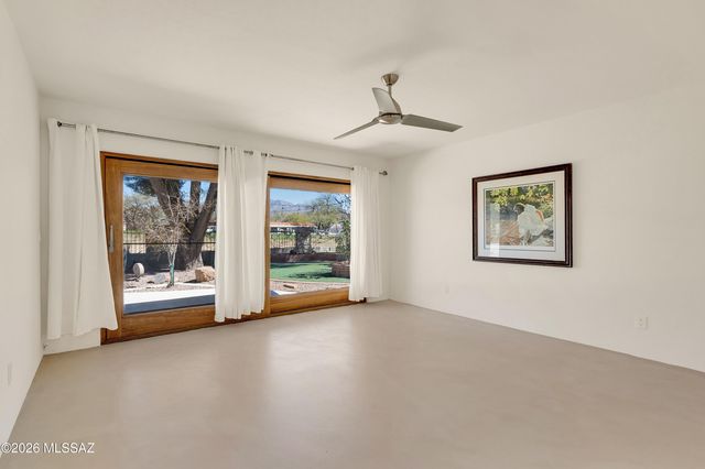 11915 E Barbary Coast Road, Tucson, AZ 85749