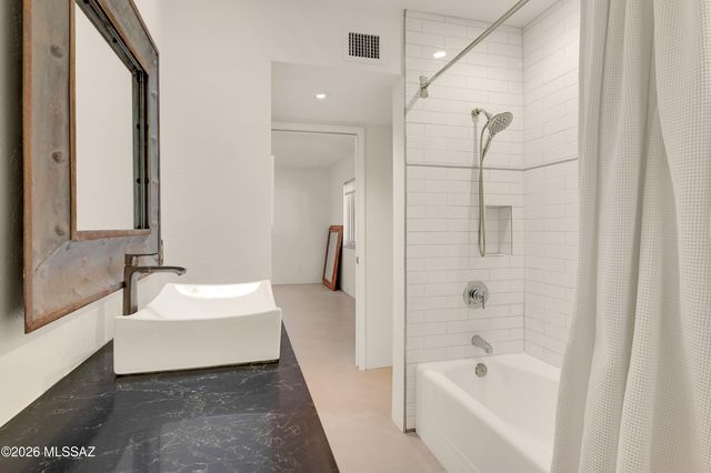 11915 E Barbary Coast Road, Tucson, AZ 85749