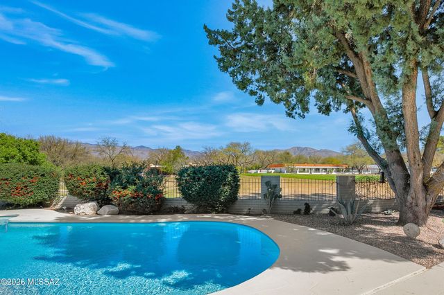 11915 E Barbary Coast Road, Tucson, AZ 85749