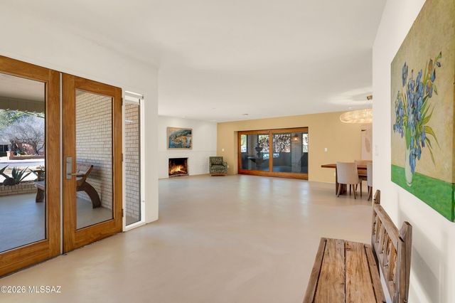 11915 E Barbary Coast Road, Tucson, AZ 85749