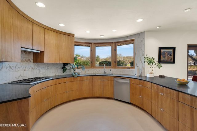 11915 E Barbary Coast Road, Tucson, AZ 85749