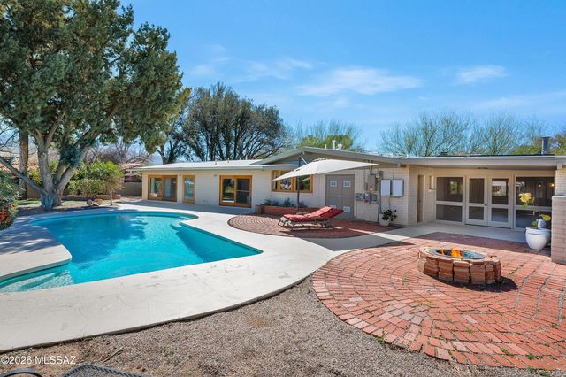 11915 E Barbary Coast Road, Tucson, AZ 85749