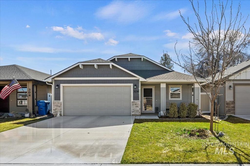 306 Crimson Circle S, Fruitland, ID 83619