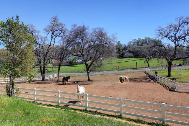 4420 El Dorado Rd, Placerville, CA 95667