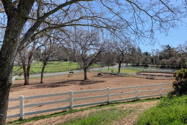 4420 El Dorado Rd, Placerville, CA 95667