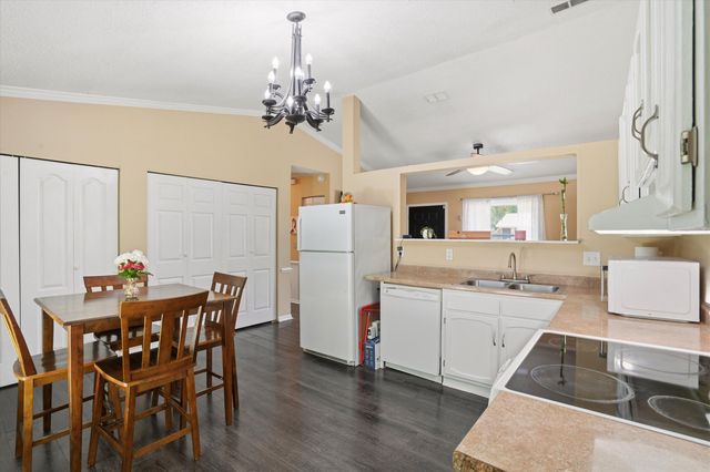 119 Clover Avenue, Summerville, SC 29485