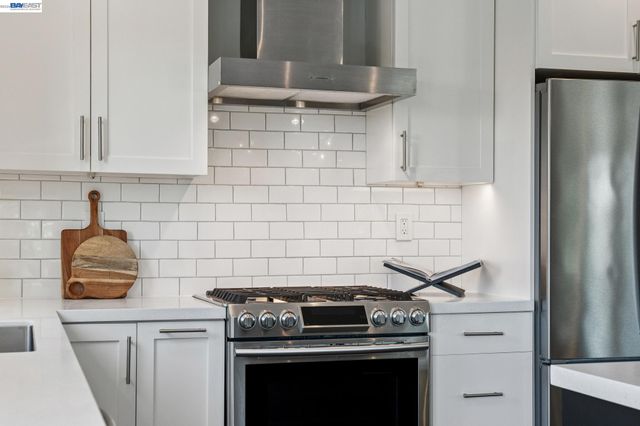 2917 Waterton, Alameda, CA 94501
