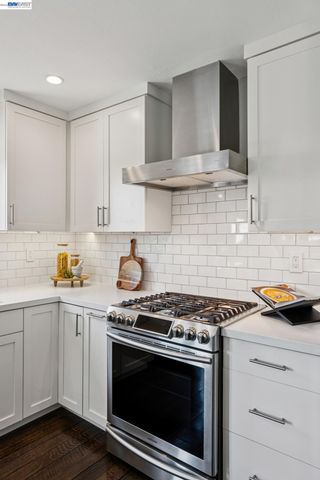 2917 Waterton, Alameda, CA 94501