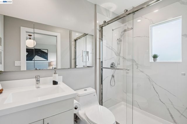 2917 Waterton, Alameda, CA 94501