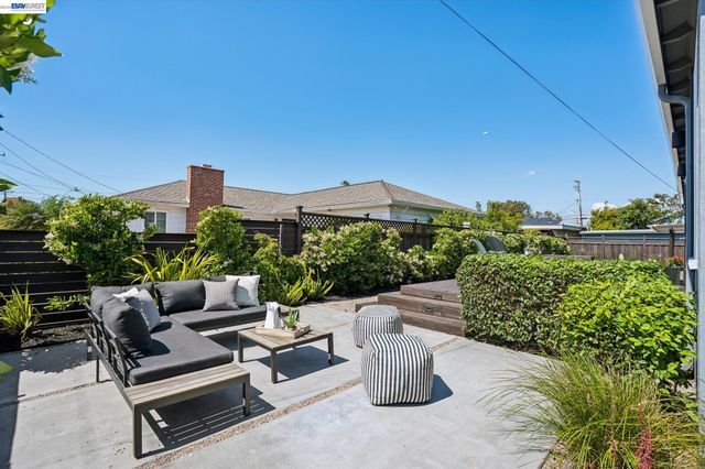 2917 Waterton, Alameda, CA 94501