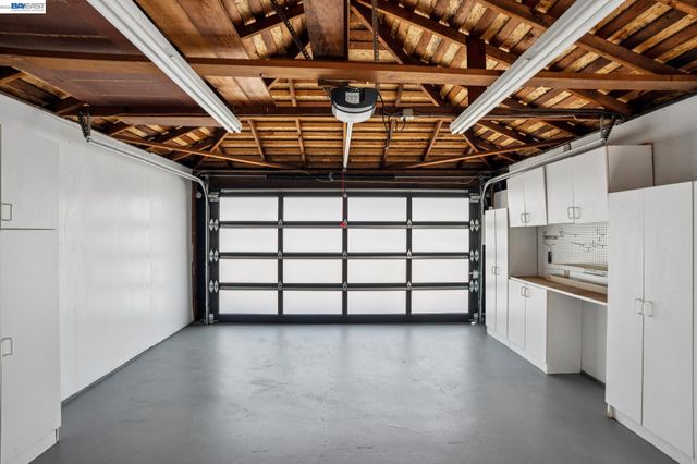 2917 Waterton, Alameda, CA 94501