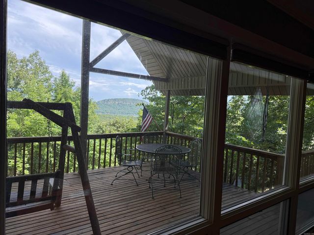 236 Lakedwellers Rd., Fairfield Bay, AR 72088