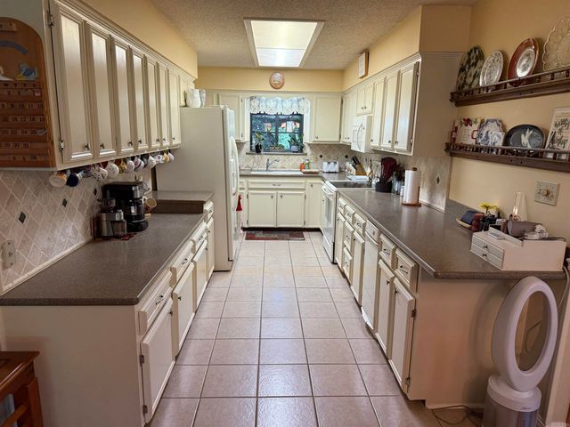 236 Lakedwellers Rd., Fairfield Bay, AR 72088