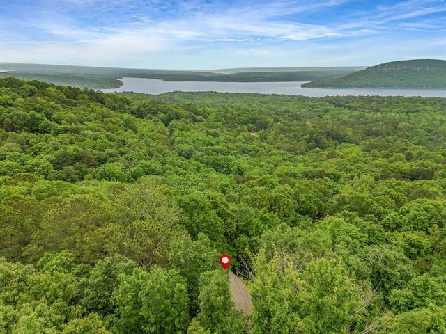 236 Lakedwellers Rd., Fairfield Bay, AR 72088