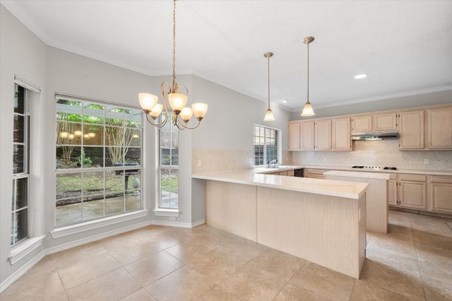 6320 Lake Bluff Drive, Dallas, TX 75249