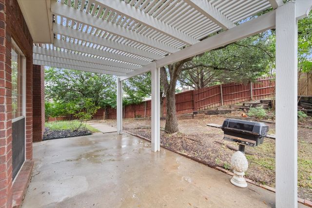 6320 Lake Bluff Drive, Dallas, TX 75249