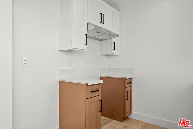 6419 Bonsallo Avenue, Los Angeles, CA 90044