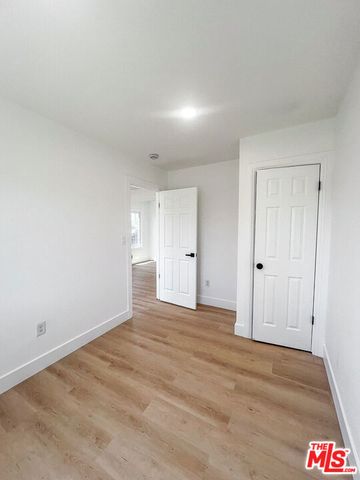 6419 Bonsallo Avenue, Los Angeles, CA 90044