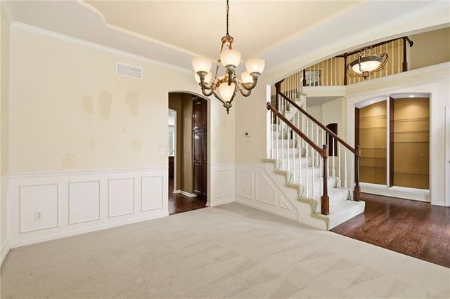 5601 NE Misty Meadow Place, Lee's Summit, MO 64064