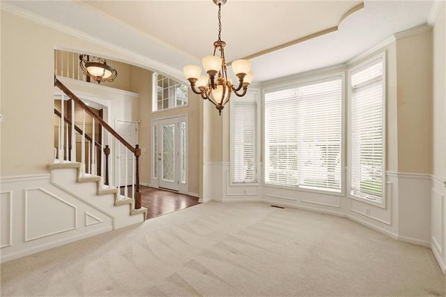 5601 NE Misty Meadow Place, Lee's Summit, MO 64064