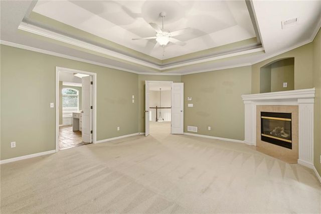 5601 NE Misty Meadow Place, Lee's Summit, MO 64064