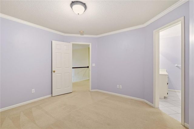 5601 NE Misty Meadow Place, Lee's Summit, MO 64064