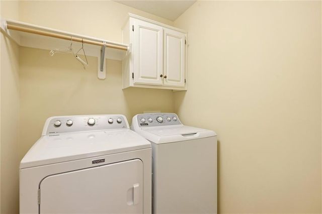 5601 NE Misty Meadow Place, Lee's Summit, MO 64064