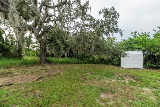 33 BLACKJACK AVENUE, Frostproof, FL 33843