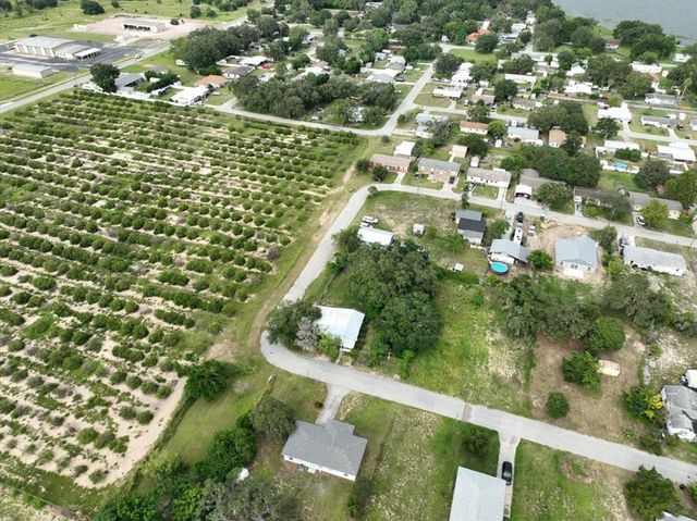 33 BLACKJACK AVENUE, Frostproof, FL 33843