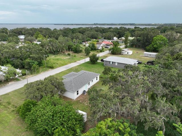 33 BLACKJACK AVENUE, Frostproof, FL 33843