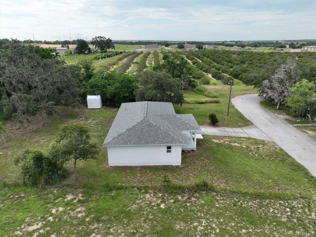 33 BLACKJACK AVENUE, Frostproof, FL 33843
