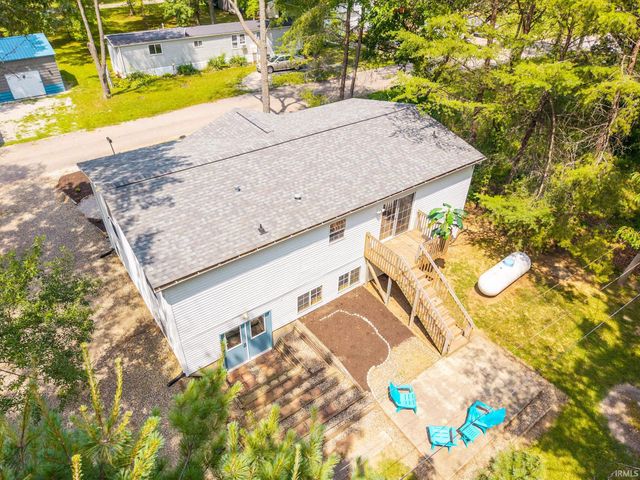 215 Lane 360 Jimmerson Lake, Fremont, IN 46737