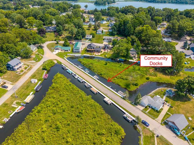215 Lane 360 Jimmerson Lake, Fremont, IN 46737