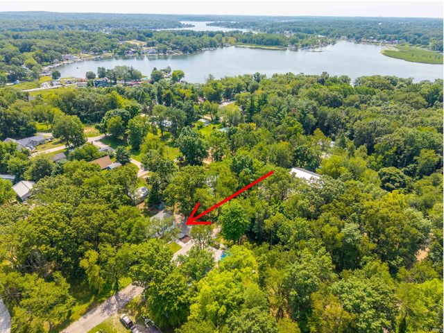 215 Lane 360 Jimmerson Lake, Fremont, IN 46737
