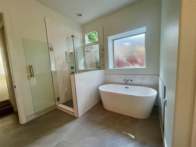 1014 CHALLENGER, Lakeway, TX 78734