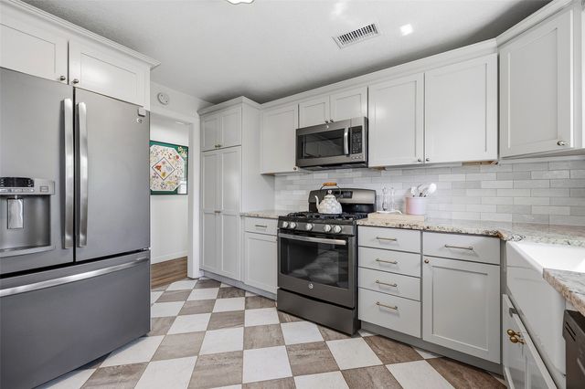 3805 Linden Avenue, Fort Worth, TX 76107