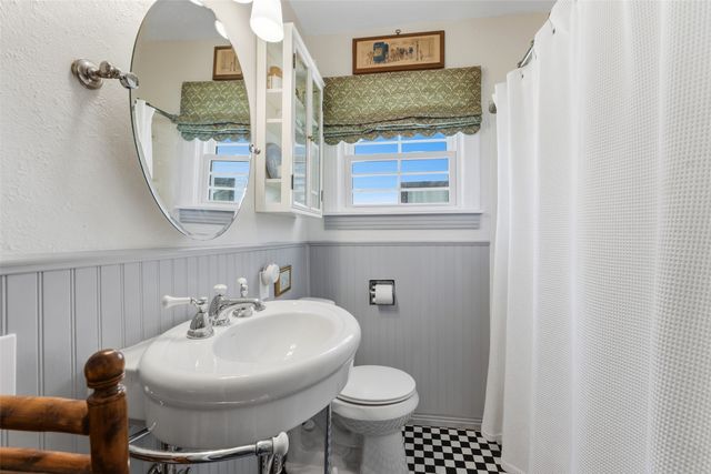 3805 Linden Avenue, Fort Worth, TX 76107