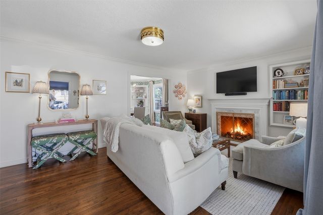 3805 Linden Avenue, Fort Worth, TX 76107